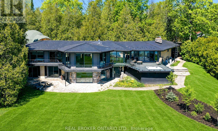 285 Balmy Beach Road