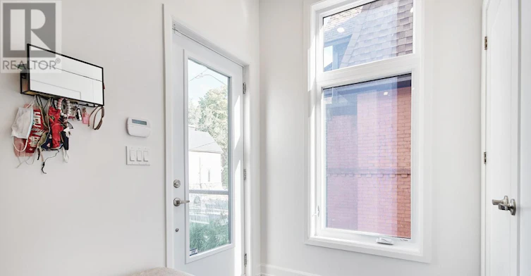 144 Florence Street, Ottawa, ON, K1R 5N4 - 3