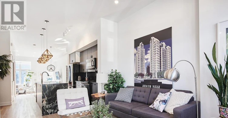 144 Florence Street, Ottawa, ON, K1R 5N4 - 4