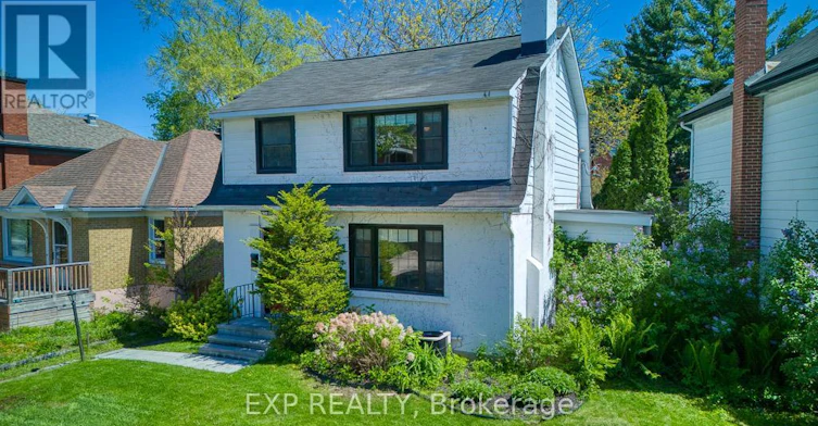 22 Mount Pleasant Avenue, Ottawa, ON, K1S 0L8 - 2