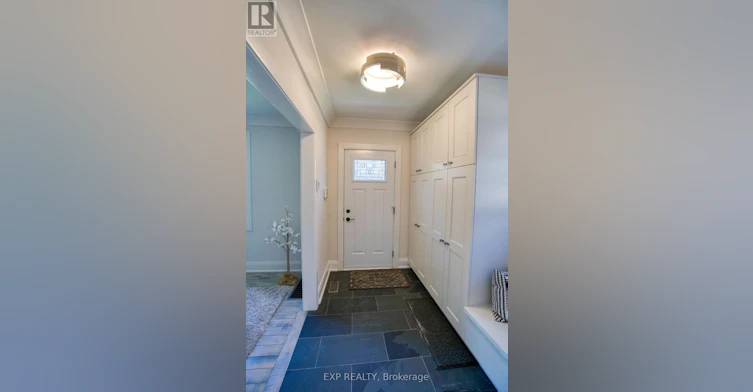 22 Mount Pleasant Avenue, Ottawa, ON, K1S 0L8 - 4