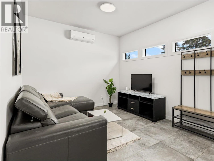 4155 Field Road, Kelowna, BC, V1W 4G1 - 46