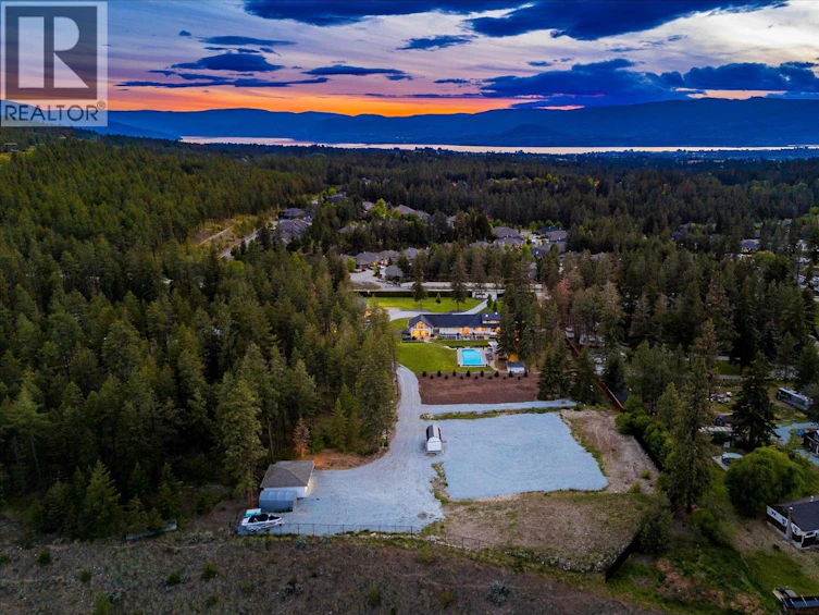 4155 Field Road, Kelowna, BC, V1W 4G1 - 82