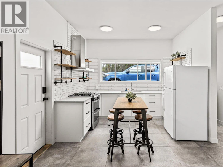 4155 Field Road, Kelowna, BC, V1W 4G1 - 45