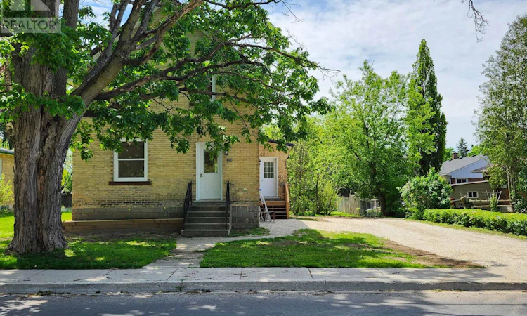471 9th Street