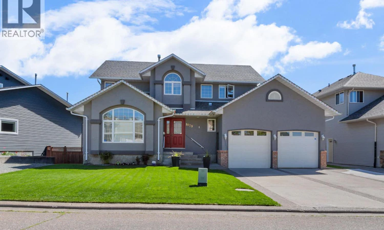 1079 Heritage Crescent