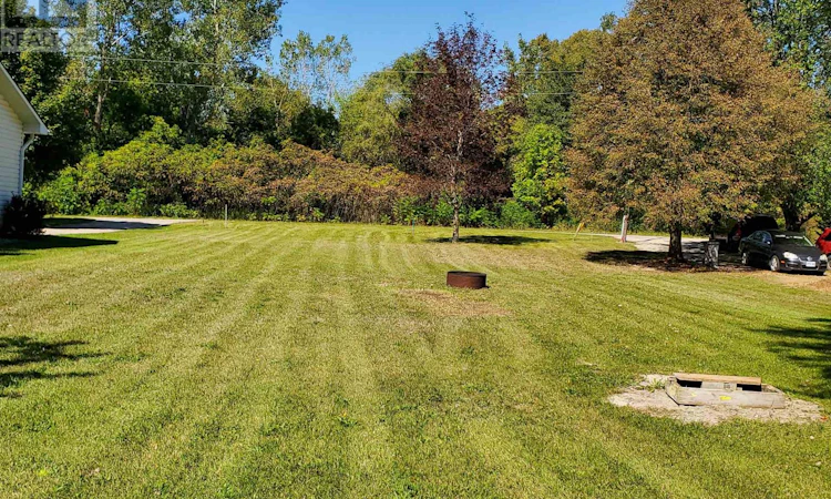 8275 Goosemarsh Line