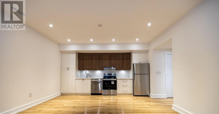 A-29 Hatherley Road, Toronto, ON, M6E 1V8 - 13