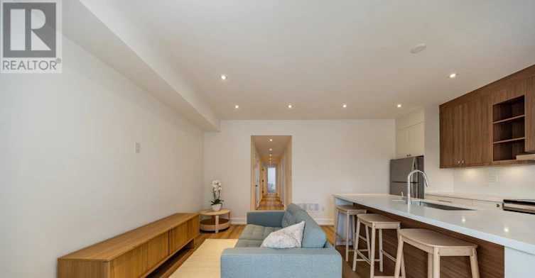 D-29 Hatherley Road, Toronto, ON, M6E 1V8 - 11
