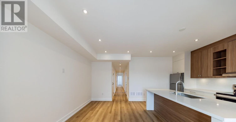 D-29 Hatherley Road, Toronto, ON, M6E 1V8 - 10