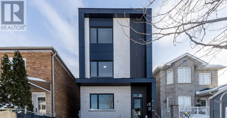 D-29 Hatherley Road, Toronto, ON, M6E 1V8