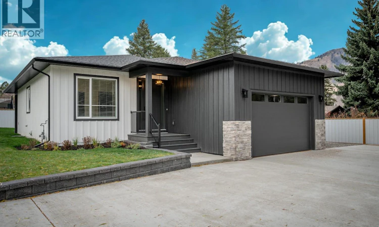 2244 Valleyview Drive