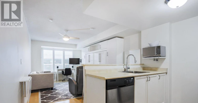 340-109 Front Street E, Toronto, ON, M5A 4P7 - 5