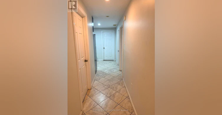 UPPER-1150 Kipps Lane, London, ON, N5Y 4S7 - 4