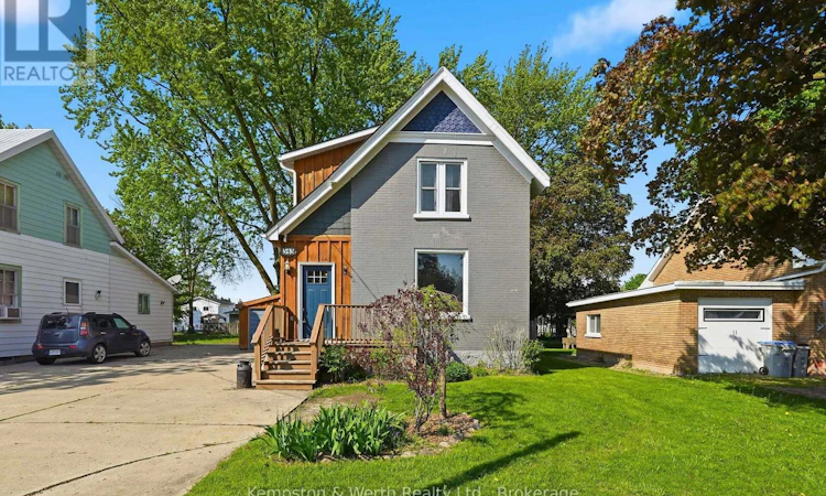 545 Main Street E