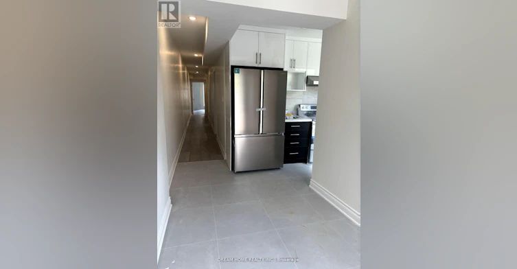 102-643 Bathurst Street, Toronto, ON, M5S 2R2 - 2