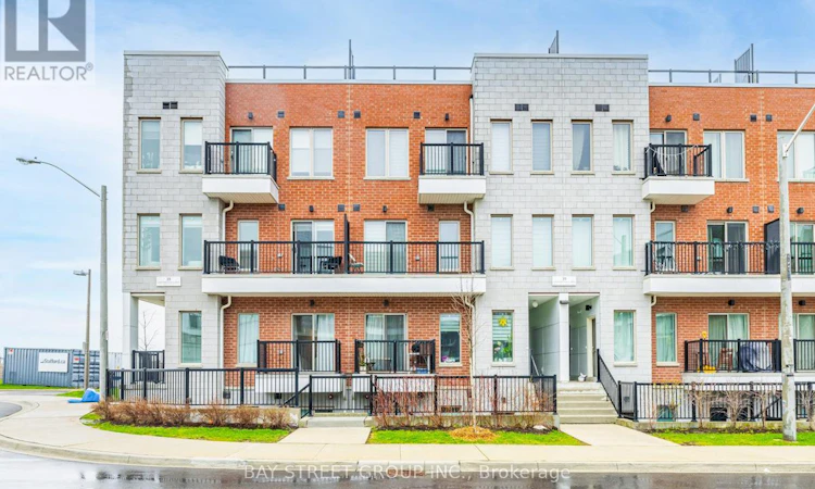 6-39 John Perkins Bull Drive W