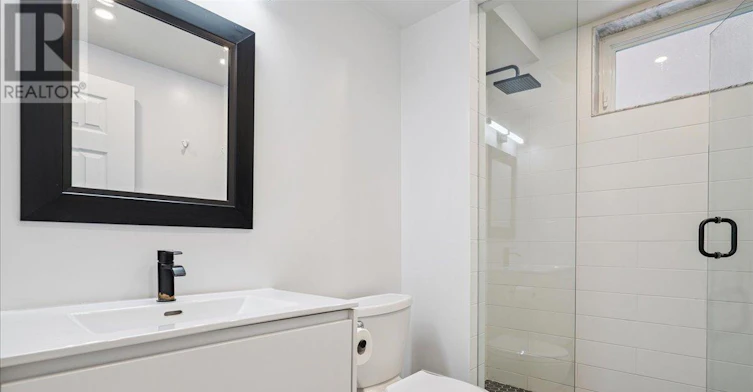 LOWER-155 Hope Street, Toronto, ON, M6E 1K4 - 16