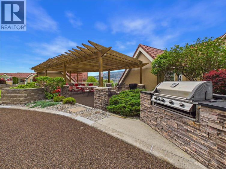 302-1088 Sunset Drive, Kelowna, BC, V1Y 9W1 - 45