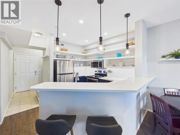 302-1088 Sunset Drive, Kelowna, BC, V1Y 9W1 - 10