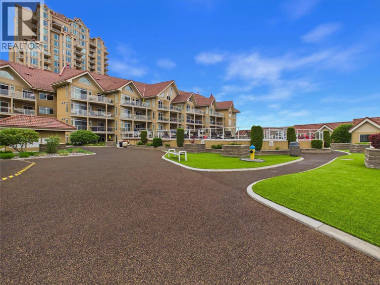 302-1088 Sunset Drive, Kelowna, BC, V1Y 9W1 - 40