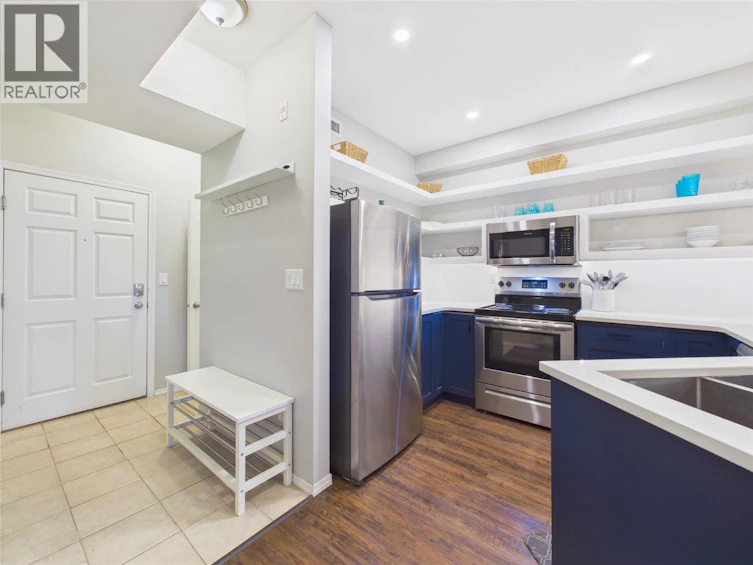302-1088 Sunset Drive, Kelowna, BC, V1Y 9W1 - 6