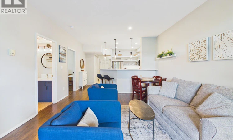 302-1088 Sunset Drive