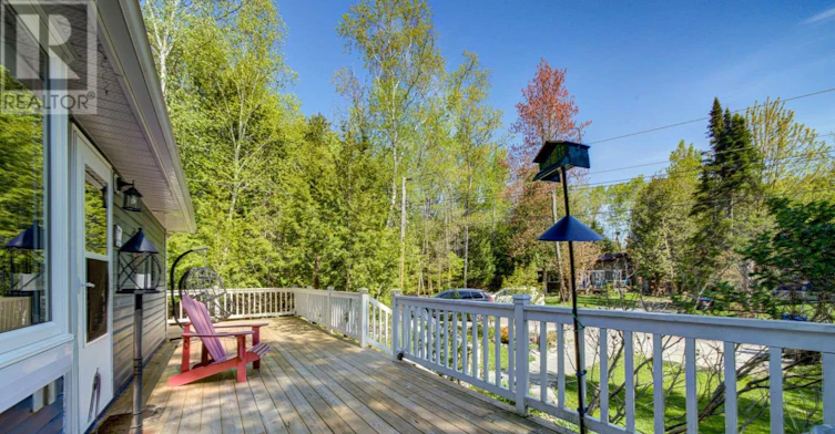 2 Maplewood Drive, Tiny, ON, L0L 1P1 - 5