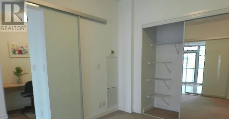 601-12 York Street, Toronto, ON, M5J 0A9 - 11