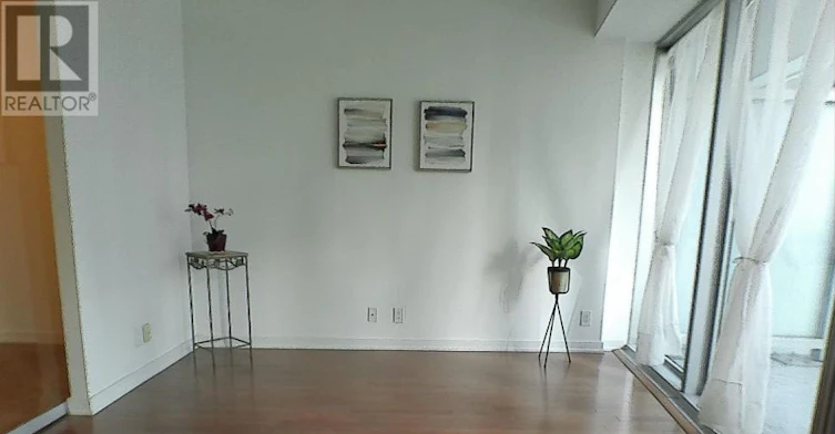 601-12 York Street, Toronto, ON, M5J 0A9 - 6