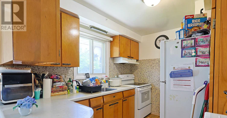 268 Burlington Crescent, London, ON, N5Z 3G5 - 4