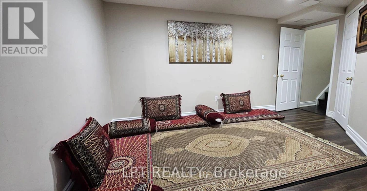 3577 Colonial Drive, Mississauga, ON, L5L 5M2 - 6