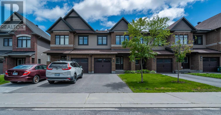 71 Fallengale Crescent, Ottawa, ON, K2T 0K9