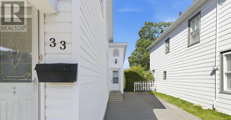 33 Victoria Street, Carleton Place, ON, K7C 2W2 - 3