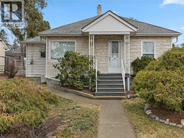 1045 Dominion Street, Kamloops, BC, V2C 2Y4
