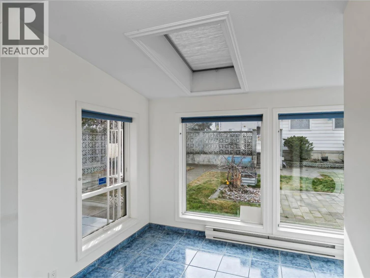 1045 Dominion Street, Kamloops, BC, V2C 2Y4 - 11
