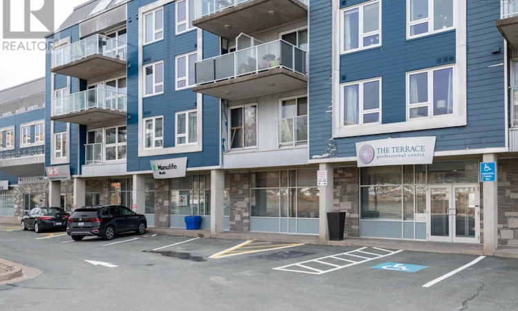 208-647 Bedford Highway