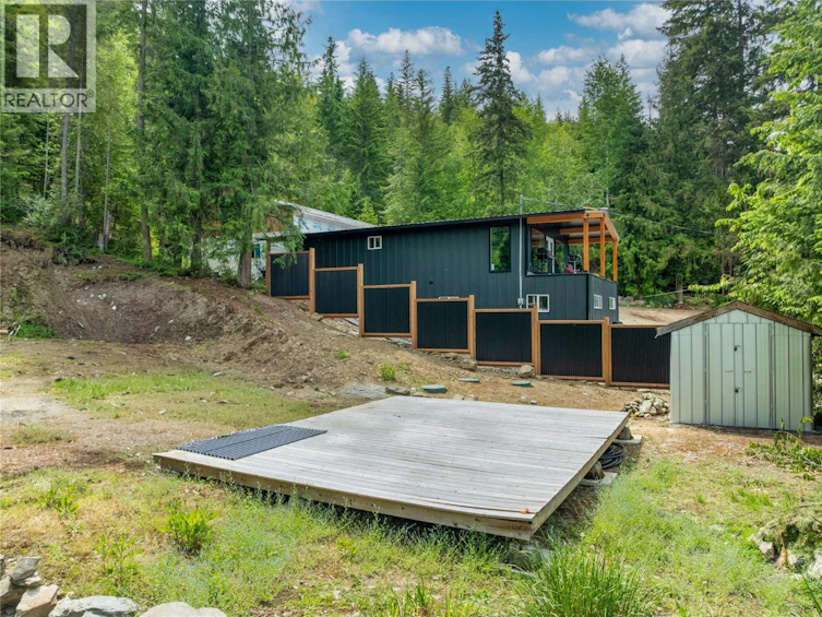 3950 Short Road, Eagle Bay, BC, V0E 1T0 - 9