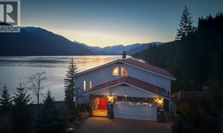 819 Silver Cove Drive