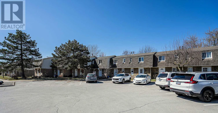 18-131 Rockwood Avenue, St. Catharines, ON, L2P 3K4