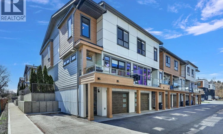 201-11581 Rogers Road
