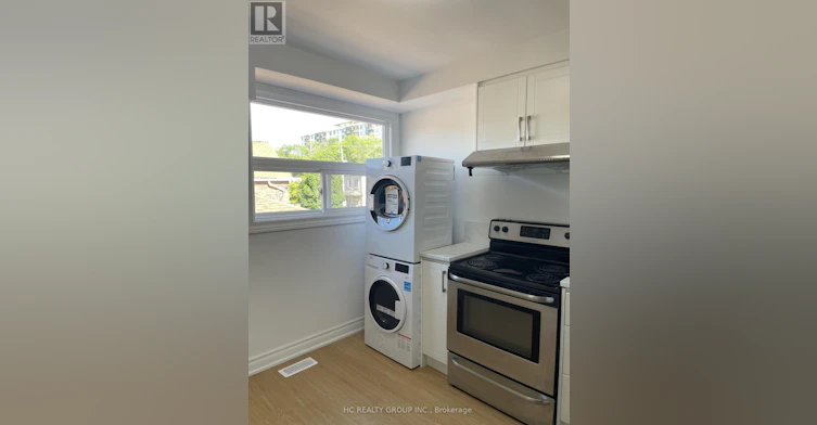 UPPER-48 Torrens Avenue, Toronto, ON, M4K 2H8 - 10