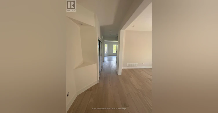 5612 Thorn Lane, Burlington, ON, L7L 6T5 - 3