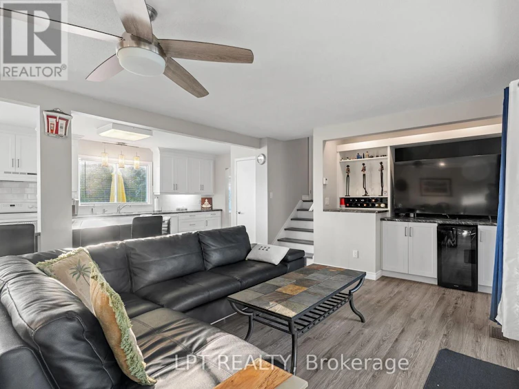 9952 Prince Phillip Street, Lambton Shores, ON, N0M 2N0 - 14