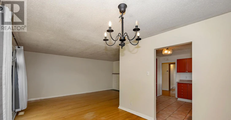 21 Southview Crescent, Ottawa, ON, K2E 5R4 - 15