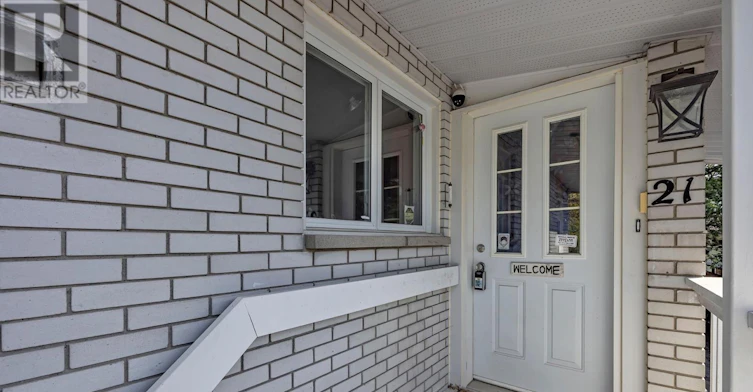 21 Southview Crescent, Ottawa, ON, K2E 5R4 - 5