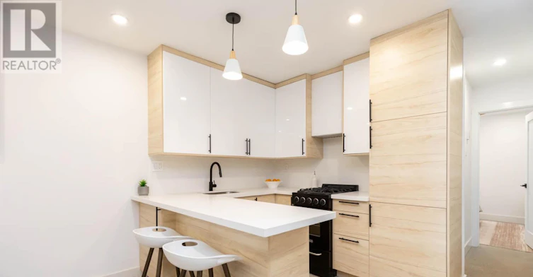 LOWER-55 Dearbourne Avenue, Toronto, ON, M4K 1M6 - 9