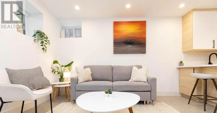 LOWER-55 Dearbourne Avenue, Toronto, ON, M4K 1M6 - 7