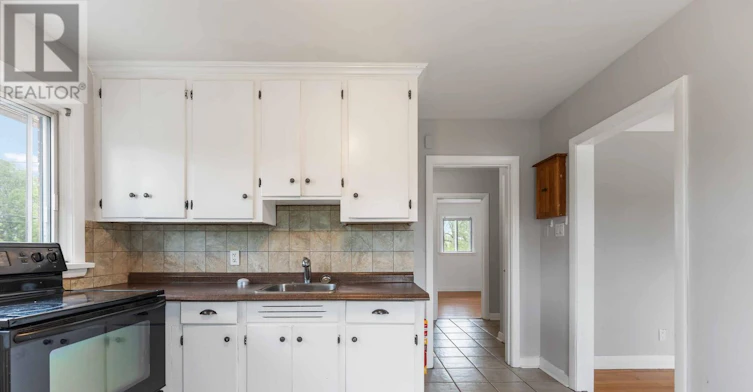 3-1086 Apolydor Avenue, Ottawa, ON, K1H 8A9 - 12