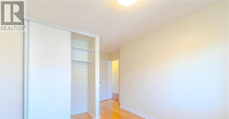 1205 Clyde Avenue, Ottawa, ON, K2C 1Y3 - 18